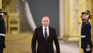 Vladimiras Putinas pasveikino i&scaron; Sirijos grįžusius karius