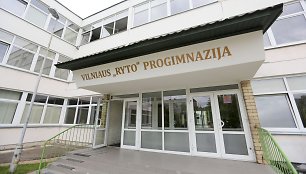 Vilniaus „Ryto“ progimnazijos stadionas bus prikeltas gyvenimui už 2,6 mln. eurų