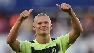 Erlingas Haalandas dviem įvarčiais prisidėjo prie &bdquo;Manchester City&ldquo; pergalės.