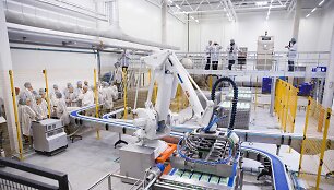 Kooperatyvas &bdquo;Grybai LT&ldquo; ketvirtadienį &Scaron;irvintose atidarė robotizuotą maisto gamyklą