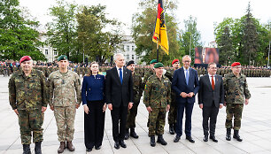 Vokietijos 45-osios &scaron;arvuotosios brigados inauguracija