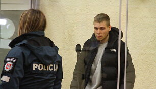 Suimtas i&scaron; klebonijos daugiau nei 50 tūkst. eurų pavogęs vaikinas