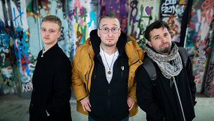 Grupės &bdquo;Antikvariniai ka&scaron;pirovskio dantys&ldquo; nauja daina &bdquo;Tatū&ldquo; &ndash; apie tatuiruotes