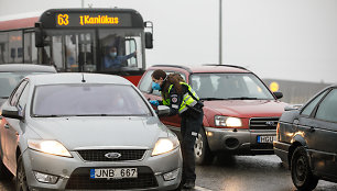 Policijos patikros punktas Kaune