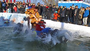 Vilniuje surengtas „Red Bull Jump & Freeze“ renginys