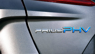 „Toyota Prius Plug-in“ Cheronoje