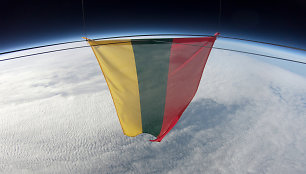 Lietuvos vėliava kosmose 