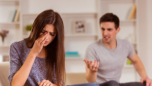 Psichologė – apie poros santykius: kaip elgtis, kai ima erzinti partnerio įpročiai