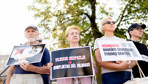 Protestas dėl Lietuvos gyventojų genocido ir rezistencijos tyrimų centro reformos