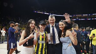 &Scaron;arūnas Jasikevičius su &scaron;eima