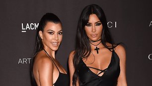 Kourtney Kardashian prisiminė vaikystės Kalėdas: nuotraukose – ir sesuo Kim