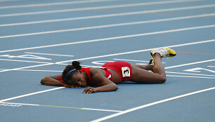  Alysia Montano
