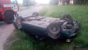 &Scaron;ilutės rajone apvirto &bdquo;Audi&ldquo;