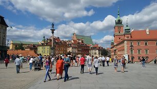 Var&scaron;uvos pilies ir senamiesčio panorama