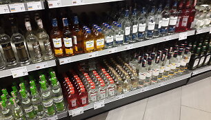 Alkoholio kainos kovo 9-ąją dieną prekybos centruose