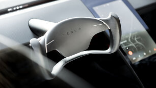 Naujasis &bdquo;Tesla Roadster&ldquo;
