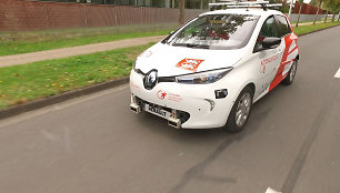 „Renault“ į gatves išleido autonominį „Zoe“ taksi