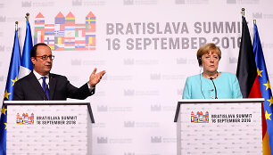 Francois Hollande'as ir Angela Merkel