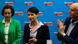 Beatrix von Storch, Frauke Petry ir Ronaldas Glaese
