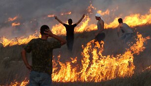 Protestuojantys palestiniečiai