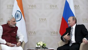 N.Modi ir V.Putinas