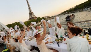 &bdquo;Diner en Blanc&ldquo; &ndash; vakarienė baltai