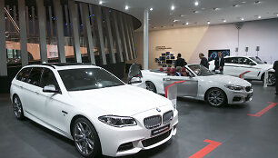 BMW stendas Frankfurto automobilių parodoje