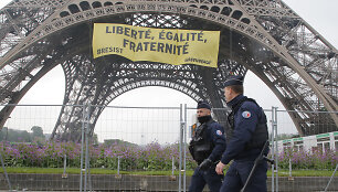 Transparantas, raginantis prie&scaron;intis M.Le Pen