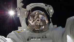 Astronautai atvirame kosmose