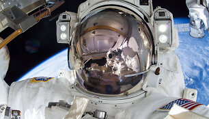 Astronautai atvirame kosmose