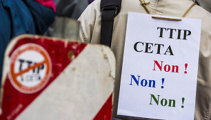 Protestas prieš CETA prie Valonijos parlamento 