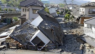 Japonijos žemės drebėjimo padariniai iš oro