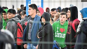 I&scaron; &bdquo;Džiunglių&ldquo; evakuojami likę nepilnamečiai be suaugusiųjų priežiūros