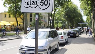 Kiek kainuoja palikti automobilį Palangos gatvėse