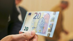 Lietuvos bankas pristatė naują 20 eurų banknotą