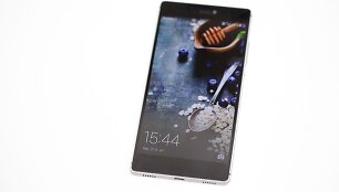I&scaron;manusis telefonas &bdquo;Huawei P8&ldquo; 
