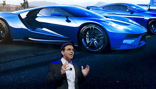&bdquo;Ford&ldquo; autonominis automobilis ir &bdquo;Ford Motor&ldquo; generalinis direktorius Markas Fieldsas