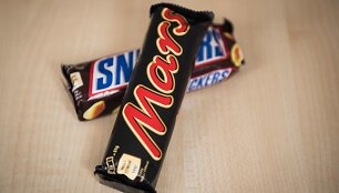 &bdquo;Mars&ldquo; ir &bdquo;Snickers&ldquo; &scaron;okoladiniai batonėliai 