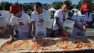 Neapolyje iškepta 2 km ilgio pica