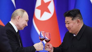 Vladimiras Putinas ir Kim Jong Unas