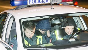 Naktinis policijos reidas