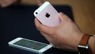 4 colių įstrižainės „iPhone SE“