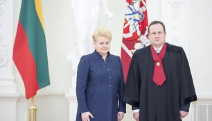 Prezidentė Dalia Grybauskaitė Prezidentūroje priėmė naujojo generalinio prokuroro Evaldo Pa&scaron;ilio priesaiką