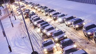 Vilniuje &ndash; sudėtingos eismo sąlygos