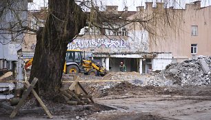 Nugriautas kino teatras „Lietuva“