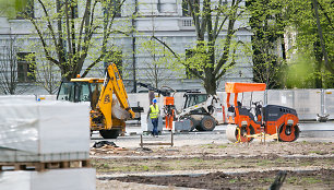 Rekonstruojama Lukiškių aikštė iš arti