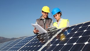 Siūloma, kad nuo 2024 metų ant statomų individualių namų būtų privaloma įrengti saulės elektrines