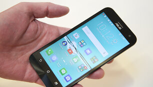 Asus Zenfone 2 Laser su priedais