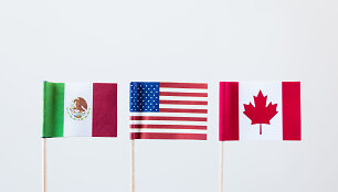 Trijų NAFTA &scaron;alių vėliavos 