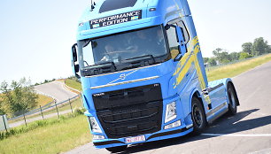 „Volvo FH Performance edition“